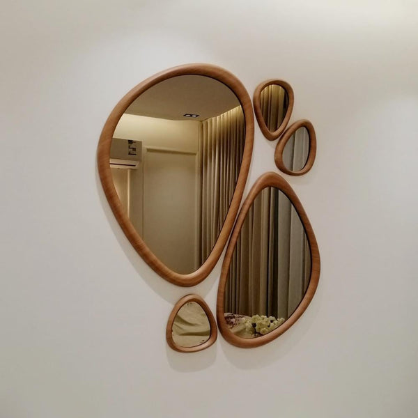 مرأه بتصميم دار رائع