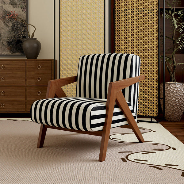 كرسي بتصميم عصري