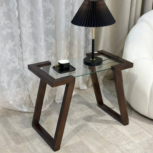 طاولة قهوه كلاسيكيه التصميم