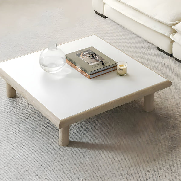 طاولة قهوه بتصميم بسيط